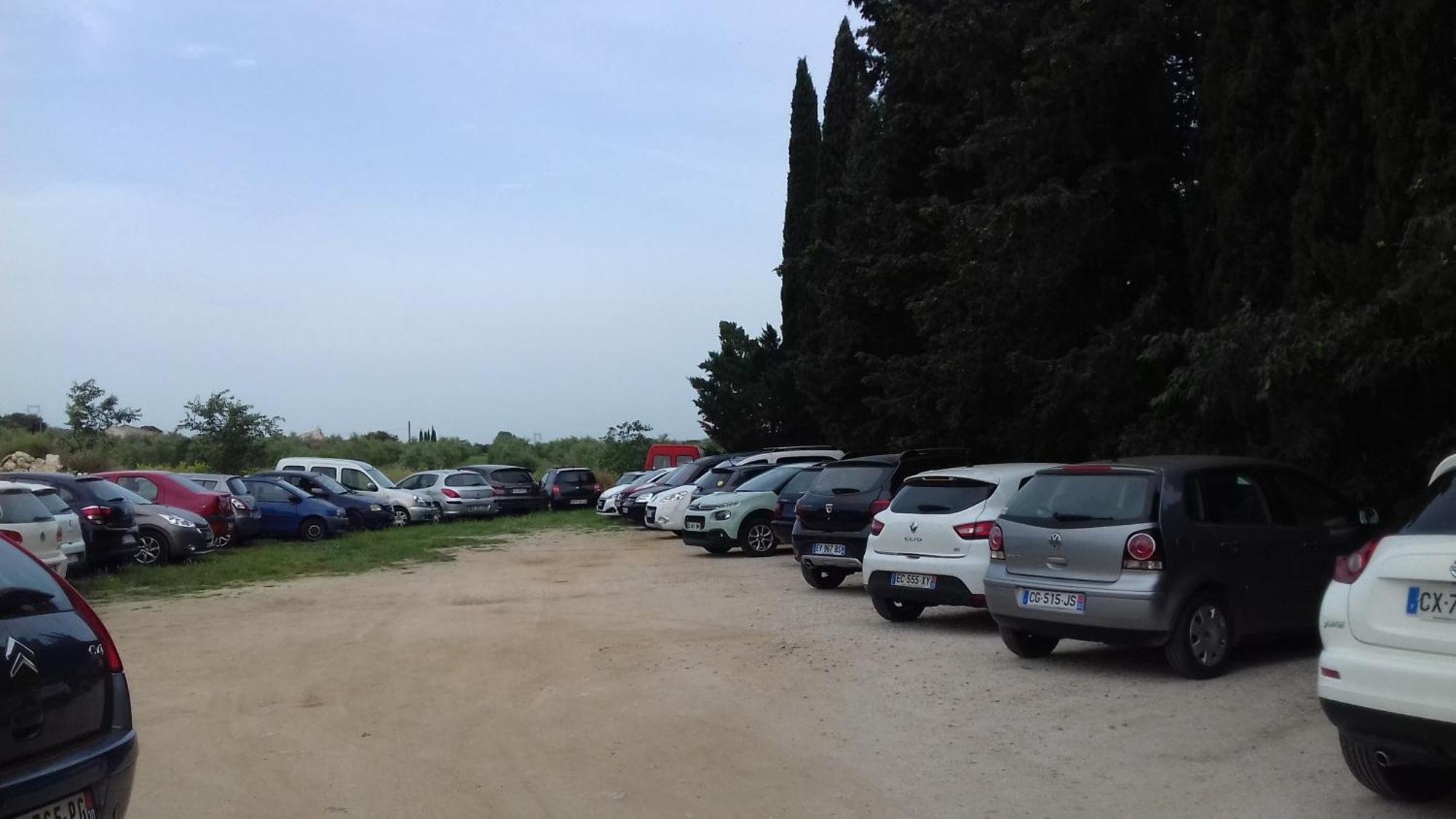 Le Mas Du Lac Uzès Екстериор снимка