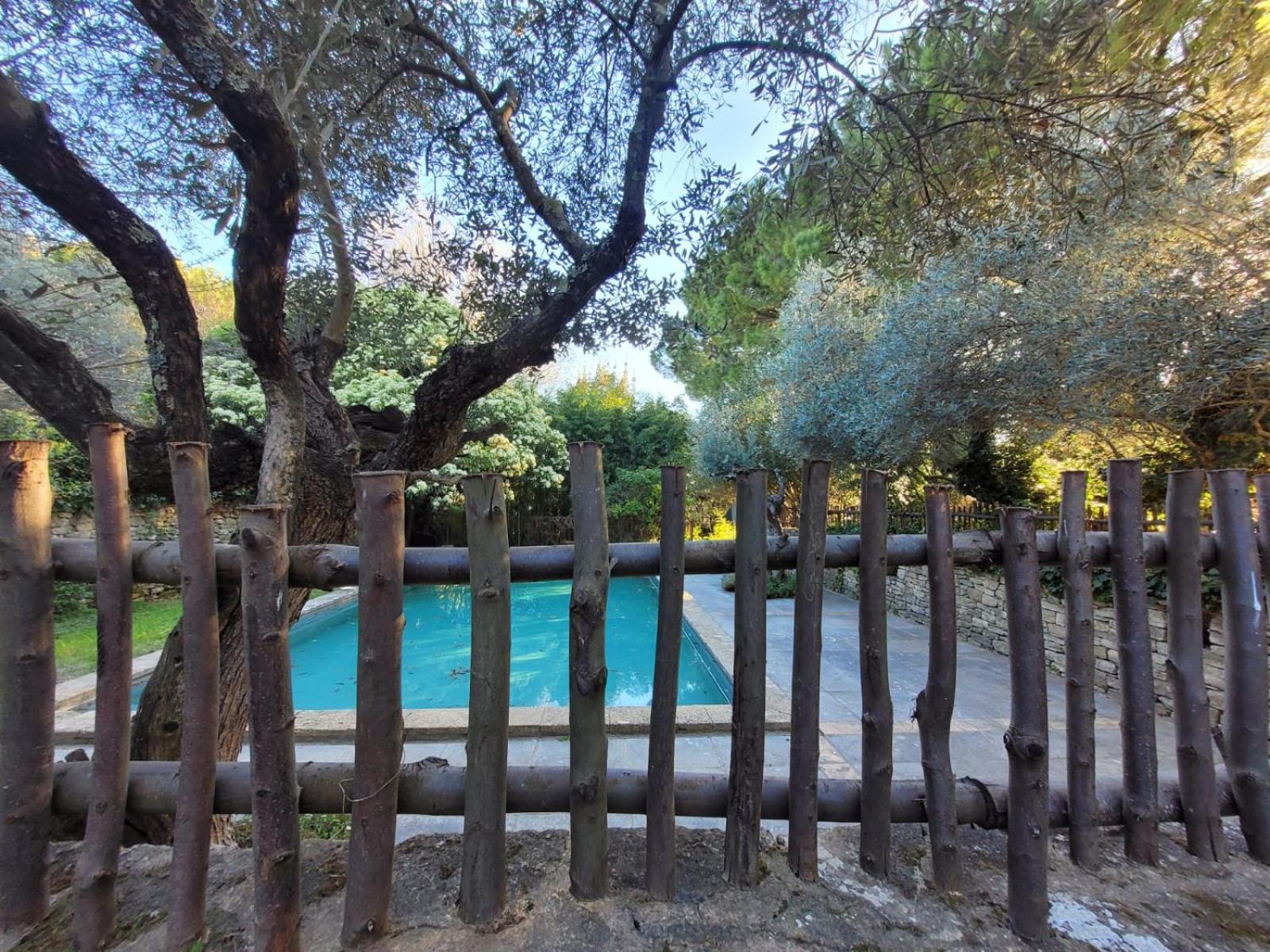 Le Mas Du Lac Uzès Екстериор снимка